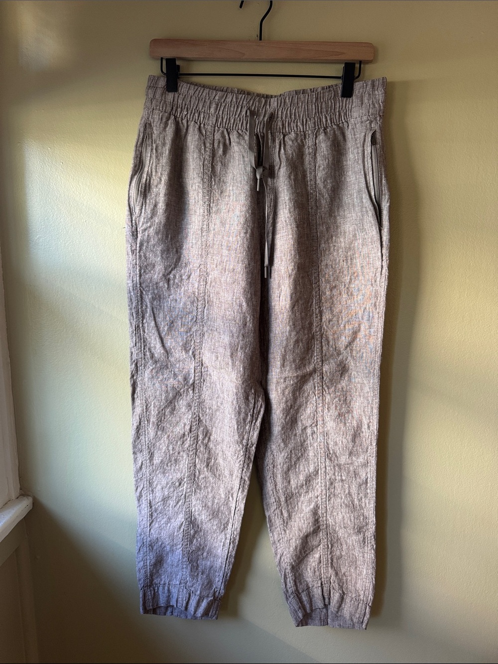 Athleta Women's Light Taupe Linen Joggers